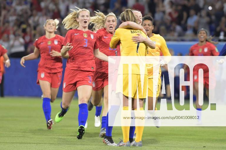 (L-R) Abby Dahlkemper of USA women, goalkeeper Alyssa Naeher of USA women, goalkeeper Adrianna Franch of USA women, Allie Long of USA women, Samantha Mewis of USA women, Abby Dahlkemper of USA women during the FIFA Women s World Cup France 2019 semi final match between England and United States of America at Stade de Lyon on July 02, 2019 in Lyon, France FIFA Women s World Cup France 2019 2018 2019 Imagesx xGerritxvanxKeulenxIVx 14892316