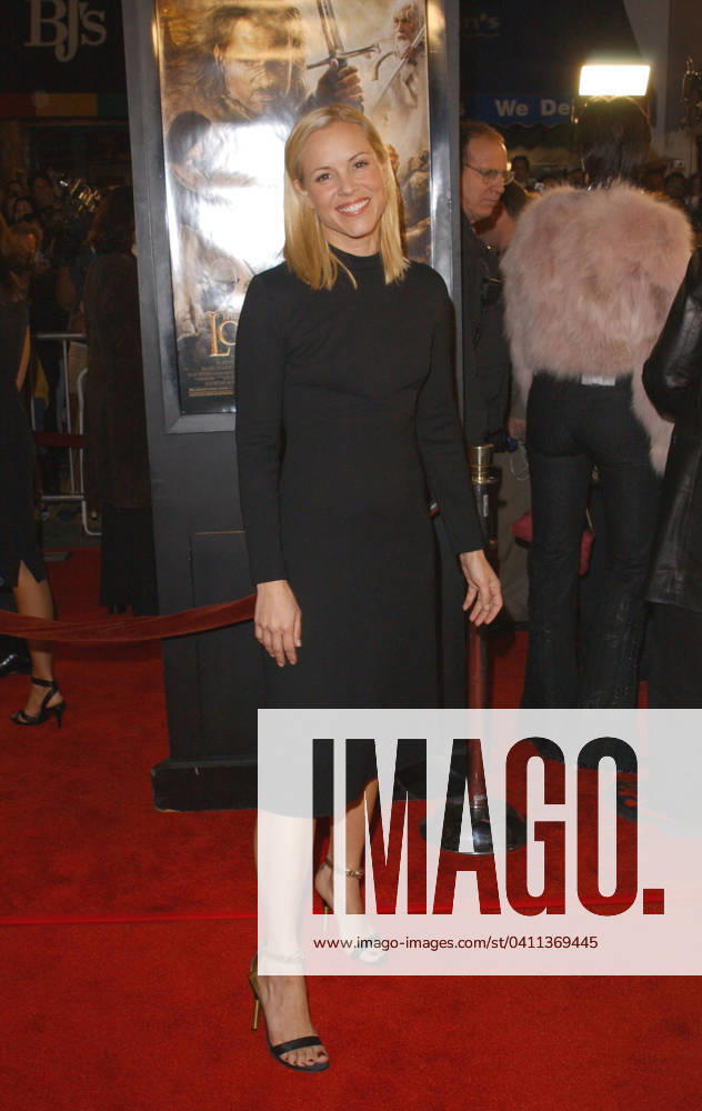 The Lord of The Rings:The Return of The King L.A. Premiere Maria Bello attends The Lord of The Rings:The Return of The King L.A. Premiere held at The Mann Village Theatre. December 3,2003 ( ) Copyright 2003 by Debbie VanStory iPhoto.ca Los Angeles CA USA