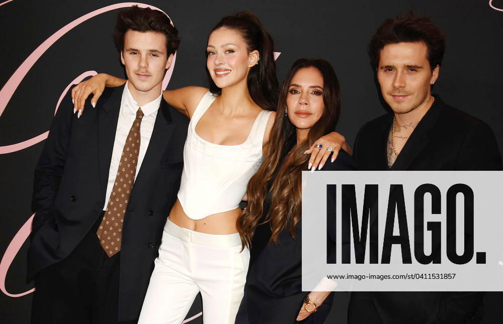 Cruz Beckham, Nicola Peltz Beckham, Victoria Beckham und Brooklyn Peltz Beckham bei der Lola Film Premiere am 3.02.2024 in Los Angeles Lola Filmpremiere in Los Angeles