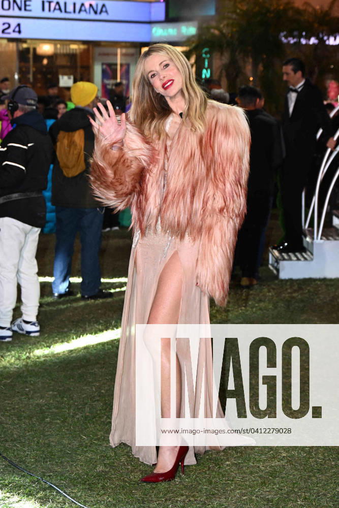 Sanremo, 74th Italian Song Festival. - Second evening, Viva Rai 2 Sanremo, 74th Italian Song Festival. - Second evening, Viva Rai 2 - in the photo: Alessia Marcuzzi Sanremo Italy