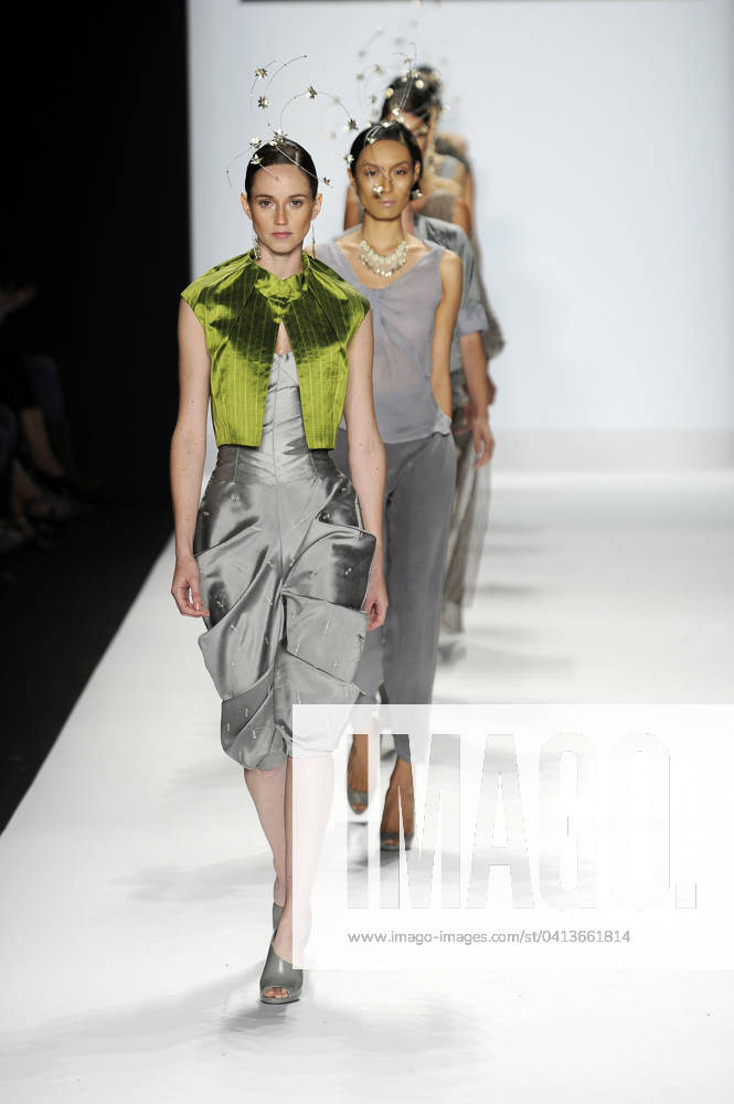 Project Runway Way Ready to Wear Spring Summer 2011 New York Project Runway Way Ready to Wear Spring Summer 2011 New York, Credit:Zeppelin Photo Avalon