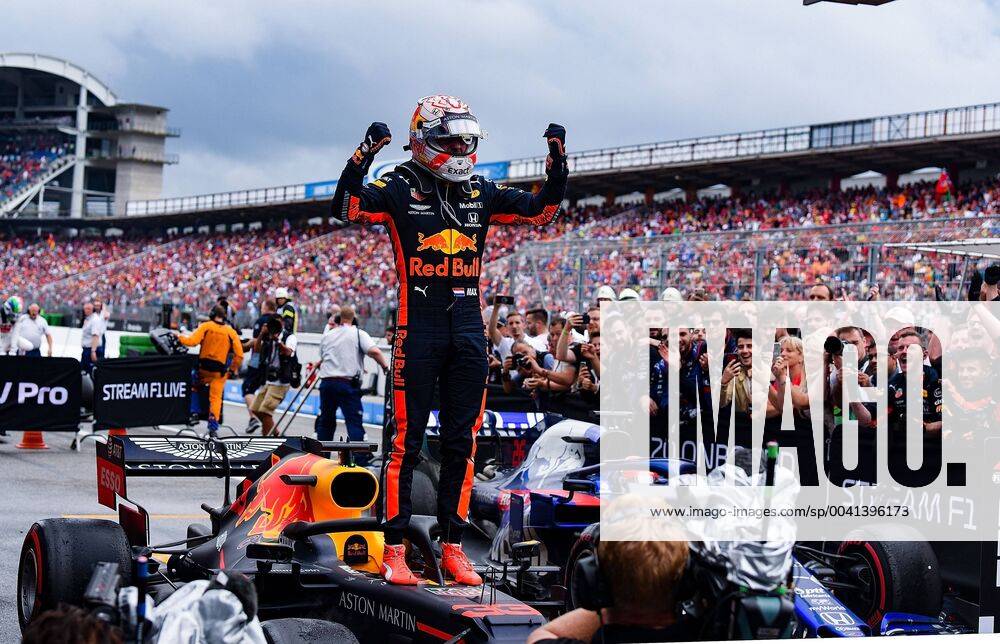 Motorsport FIA Formel 1, Mercedes Benz Großer Preis von Deutschland 2019 Rennen v.l. Sieger, Jubel Max Verstappen (Aston Martin Red Bull Racing 33 NED) Hockenheim