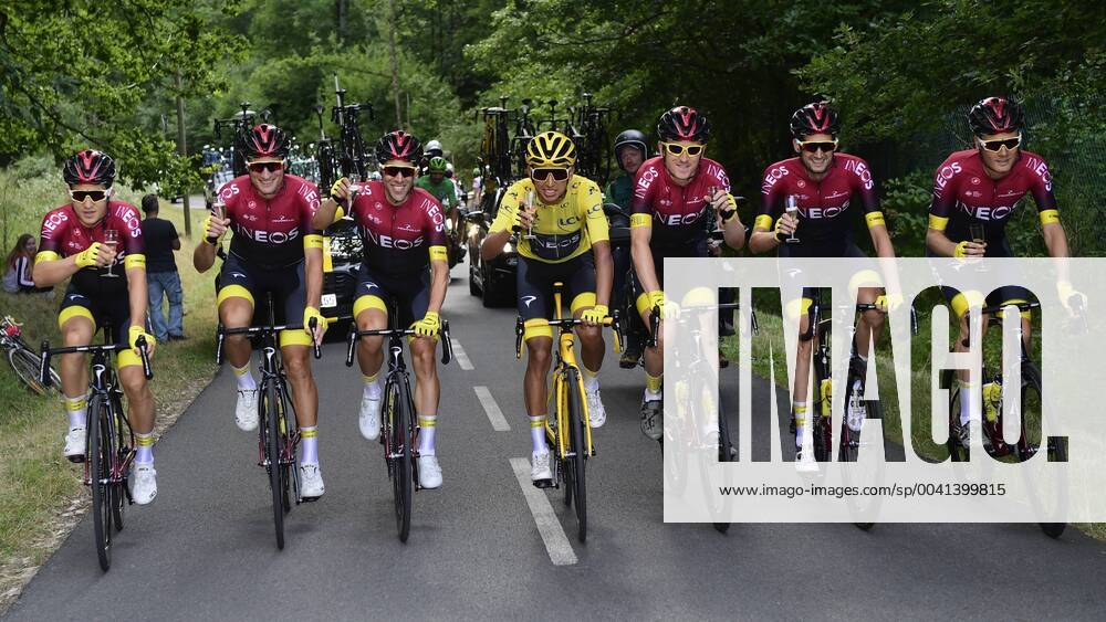 KW30 Colombian Egan Bernal of Team Ineos wearing the yellow jersey of leader in the overall ranking, cheers with a cup of champagne on his bike during the final stage of the 106th edition of the Tour de France cycling race, from Rambouillet to Paris Champs-Elysees (128km), France, Sunday 28 July 2019. This year s Tour de France starts in Brussels and takes place from July 6th to July 28th. YORICKxJANSENS x05635136x