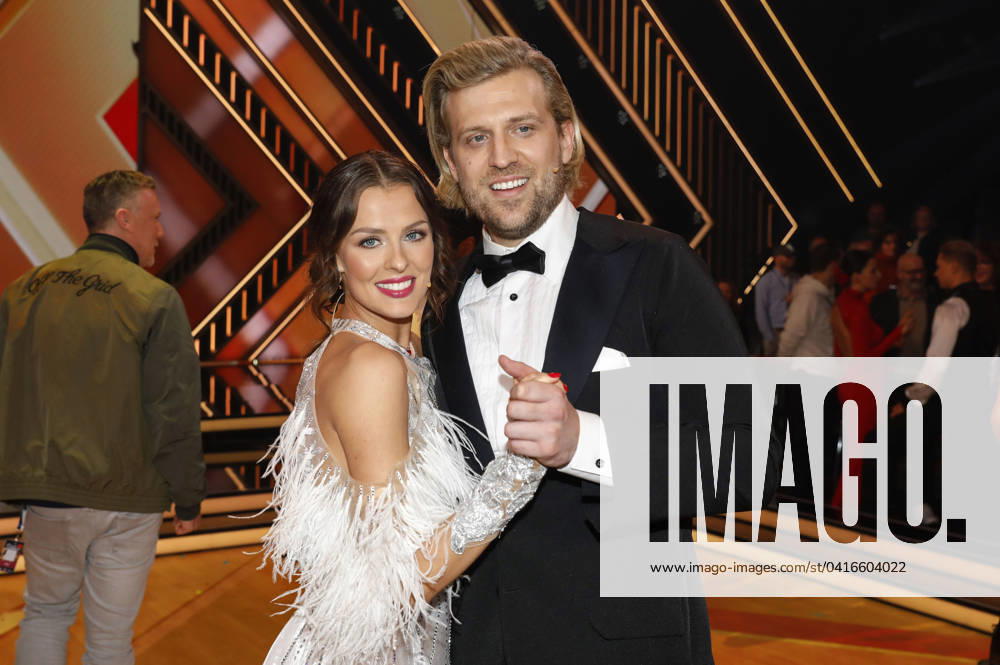 Tillman Schulz mit Patricija Ionel bei der Kennenlern-Show der 17. Staffel der RTL-Tanzshow Let s Dance im MMC Coloneum. Köln