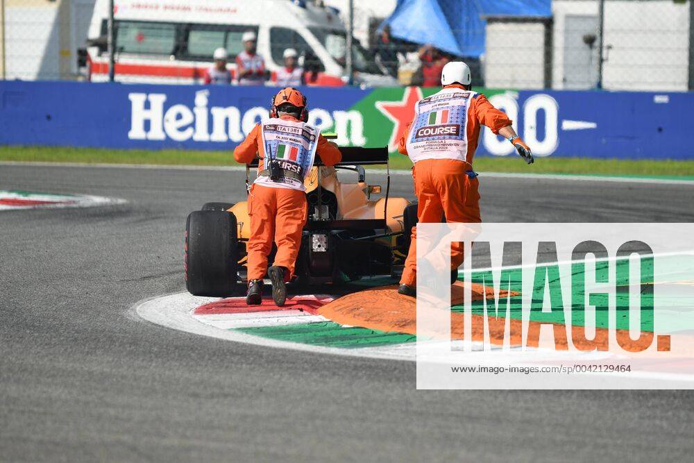 Alessio Deledda ( 24) dreht sich und bleibt auf dem Randstein haengen, FIA Formel 3, 1. Rennen, Formel 1, Grosser Preis von Italien, 07.09.2019 Formel 1, Grosser Preis von Italien, 07.09.2019 Monza