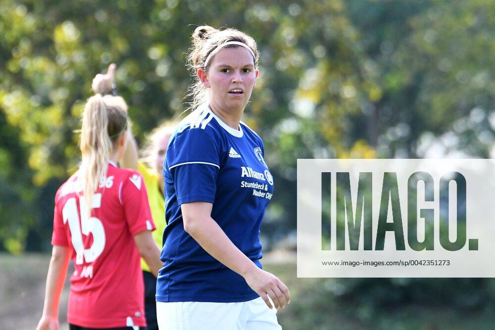 GER, FRLN, TSG 07 Burg Gretesch vs. Hannover 96 15.09.2019, Sportplatz Gretesch, Osnabrück, GER, FRLN, TSG 07 Burg Gretesch vs. Hannover 96 im Bild Julia Uphaus (TSG 07 Burg Gretesch 11), Aktion Einzelbild