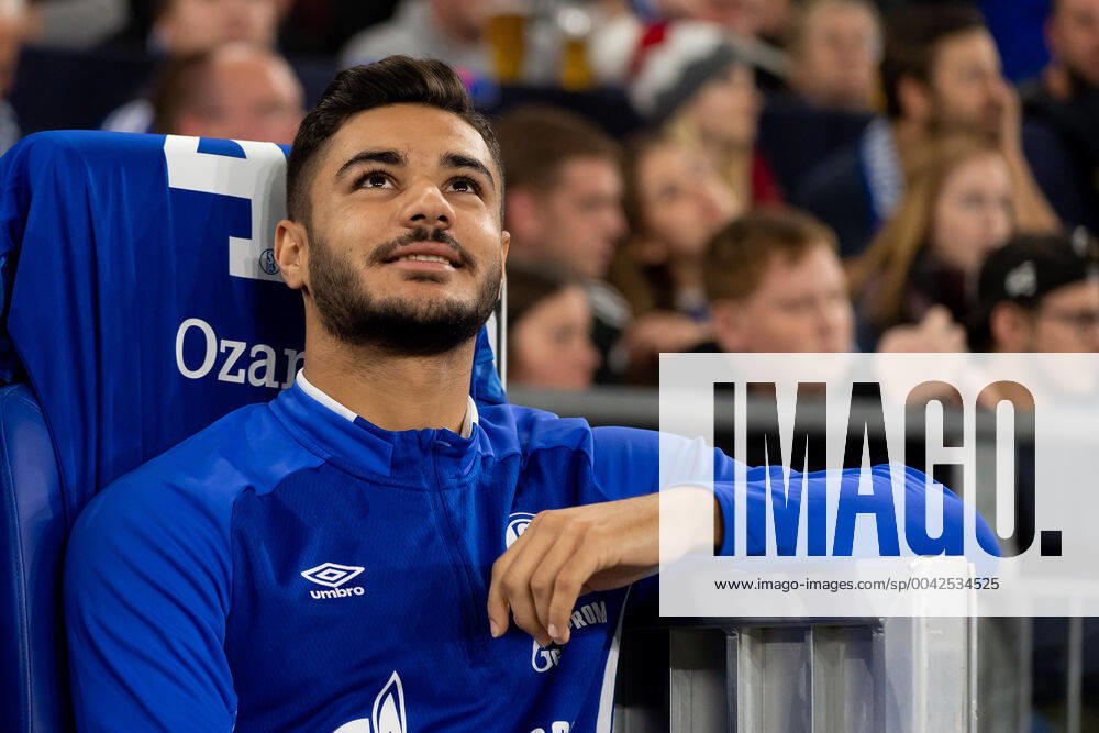 Gelsenkirchen, Germany 20.09.2019, 1. Bundesliga, 5. Spieltag, FC Schalke 04 - 1. FSV Mainz 05, Ozan Kabak (S04) Schaut, looks on ( Gelsenkirchen VELTINS-Arena North Rhine-Westphalia Germany eu-images-01061012931