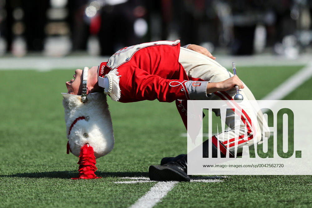 KW38 The Ohio State Buckeyes marching band drum major performs before the Buckeyes game against the Miami Redhawks Saturday, September 21, 2019 in Columbus, Ohio. COL20192109107 AARONxJOSEFCZYK
