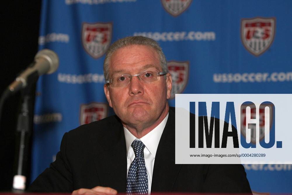 Generalsekretär Dan Flynn (United States Soccer Federation USA) - Pressekonferenz anlässlich der Bewerbung der USA für die WM 2018 bzw. 2022 - (Icon918m090211018) Fußball WM Herren WM Bewerbung 2009, 2018, 2022, Kandidatur, Kandidat, Bewerber, Pressekonferenz, Pressetermin Porträt Columbus