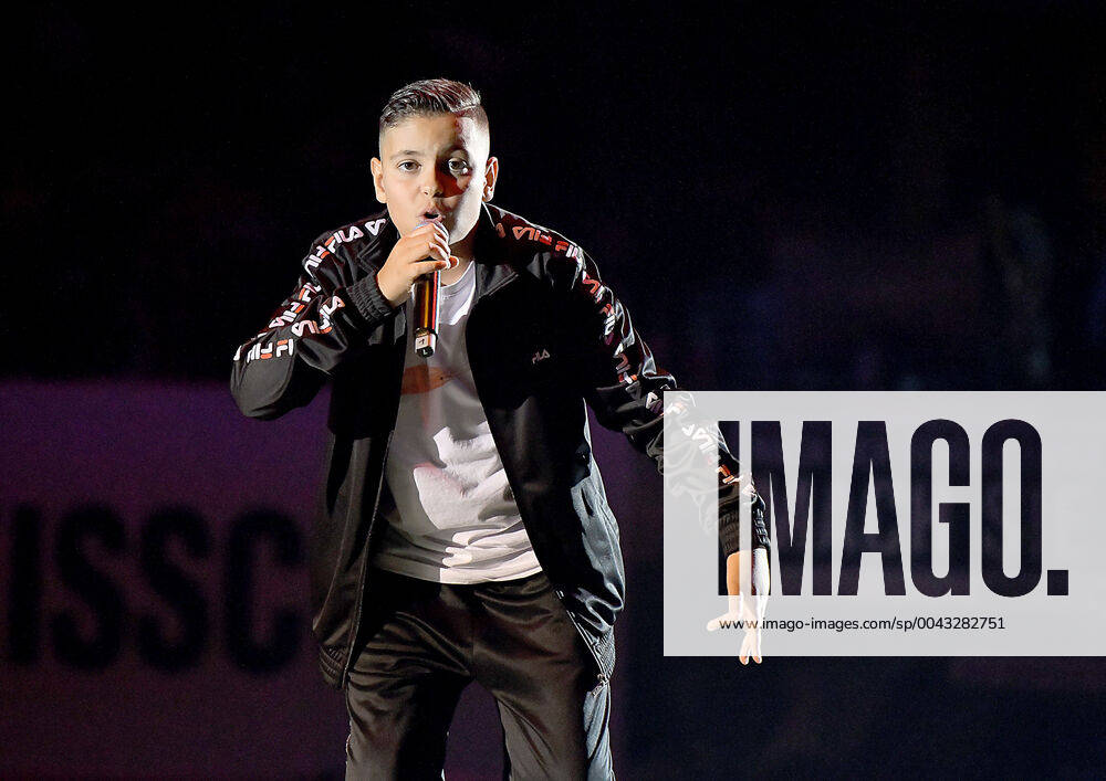 Promi Fussball Event , KISS CUP 2019, v.l.Rapper Lil Shrimp beim Kiss Cup 2019 am Mittwoch 09. Oktober 2019 in der Max-Schmelling-Halle in Berlin Berlin