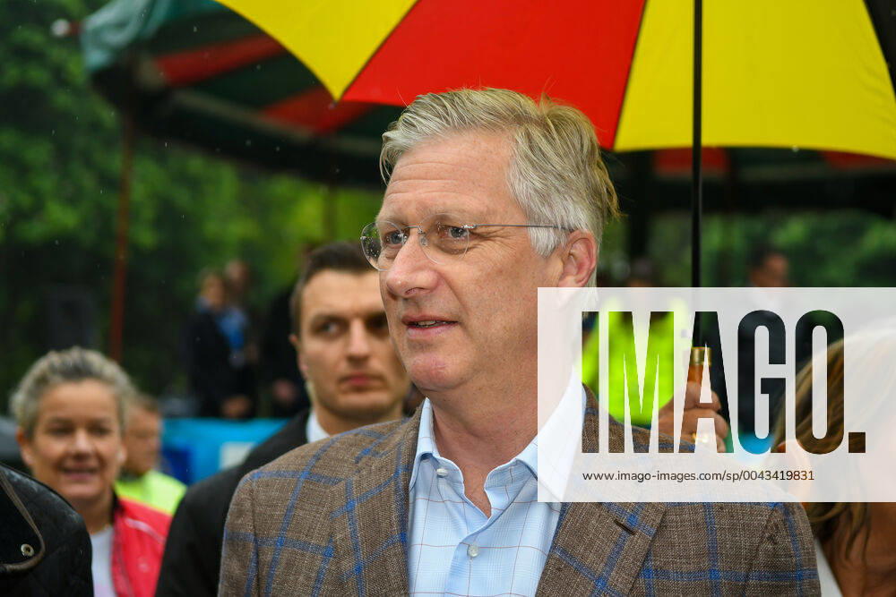 King Philippe - Filip of Belgium pictured at the start of the Handisport race during the 40th edition of the Brussels 20km run, Sunday 19 May 2019 in Brussels. PHOTO BERNARD GILLET BernardxGillet x05686413x