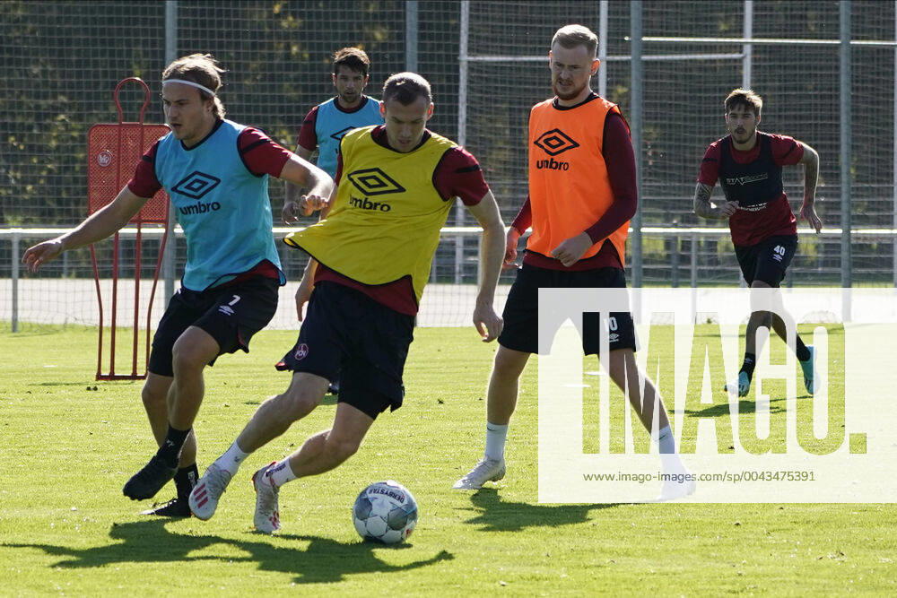 Fussball - 2. Fussball-Bundesliga - Saison 2019 2020 - 1. FC Nürnberg Nuernberg FCN Club - Training - - Soccer 2 Soccer Bundesliga Season 2019 2020 1 FC Nuremberg Nuremberg FCN Club, Deutschland, Nuernberg, Sportpark Valznerweiher - Felix Lohkemper 7 Sebastian Kerk 10 DFL REGULATIONS PROHIBIT ANY USE OF PHOTOGRAPHS AS IMAGE SEQUENCES AND OR QUASI-VIDEO.