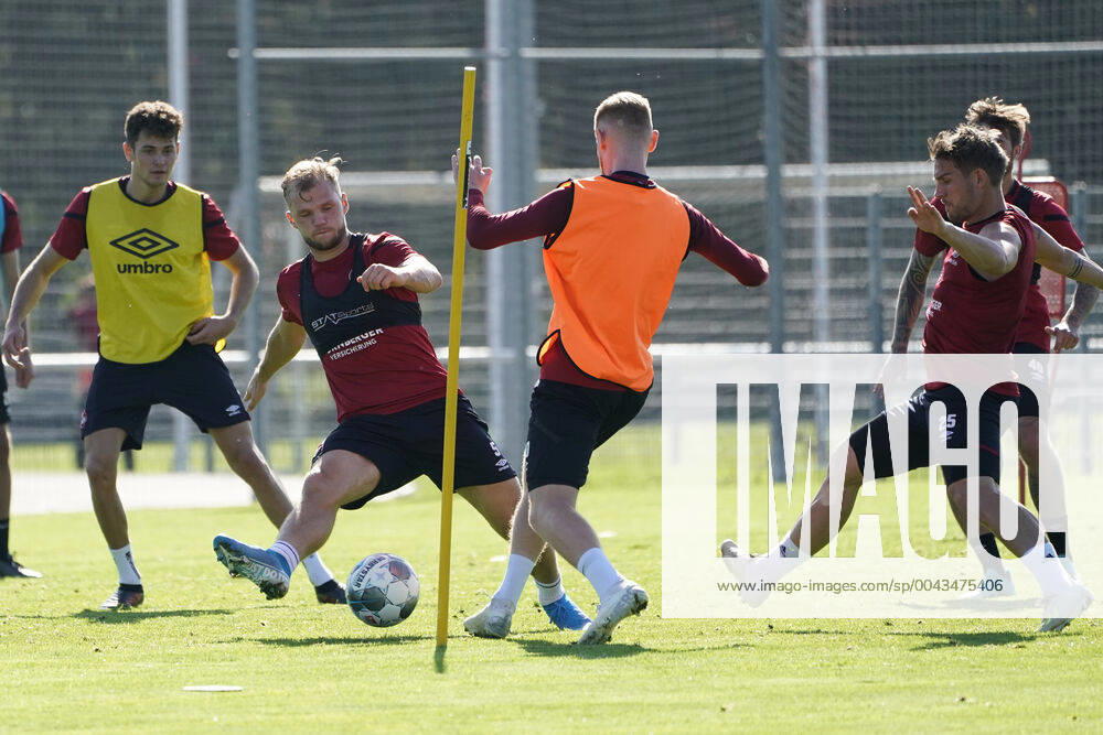 Fussball - 2. Fussball-Bundesliga - Saison 2019 2020 - 1. FC Nürnberg Nuernberg FCN Club - Training - - Soccer 2 Soccer Bundesliga Season 2019 2020 1 FC Nuremberg Nuremberg FCN Club, Deutschland, Nuernberg, Sportpark Valznerweiher - Johannes Geis 5 DFL REGULATIONS PROHIBIT ANY USE OF PHOTOGRAPHS AS IMAGE SEQUENCES AND OR QUASI-VIDEO.