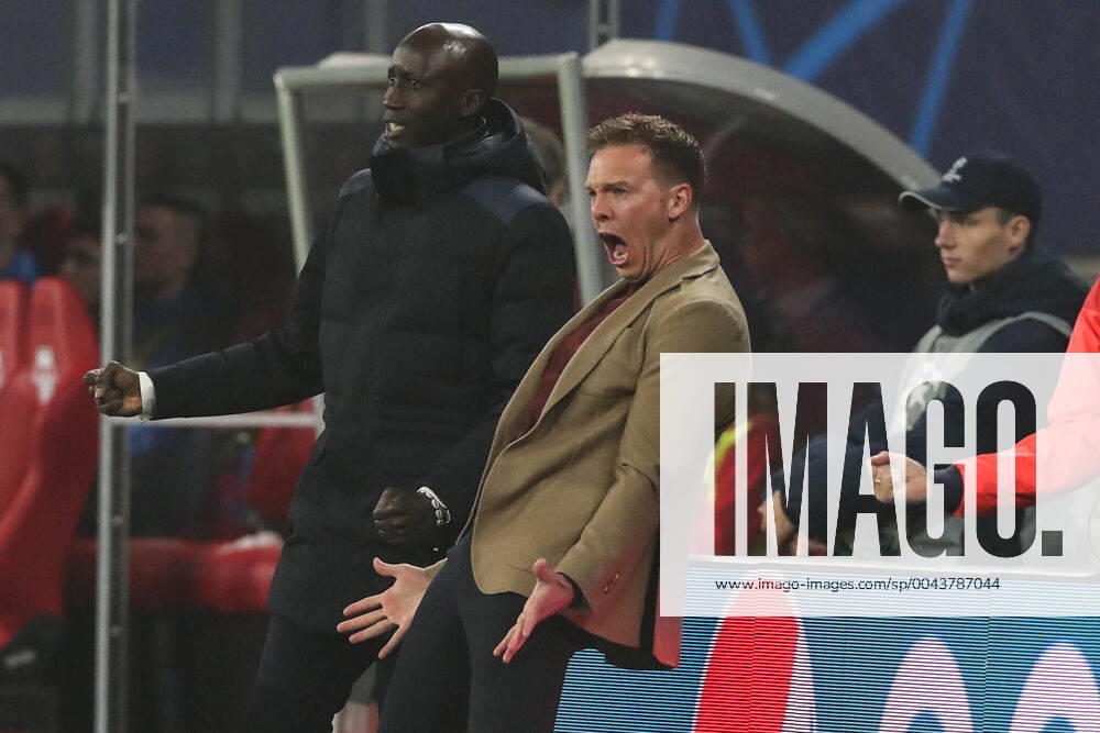 KW43 Torjubel - Trainer Julian Nagelsmann (RB Leipzig) freut sich über das 2-1 von Marcel Sabitzer (RB Leipzig) - Gruppe G Gruppenphase Champions League Saison 2019-2020 RasenBallsport Leipzig vs. FC Zenit St. Petersburg in der Red Bull Arena in Leipzig - Fußball,Deutschland