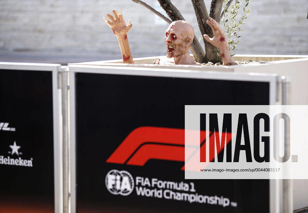 KW44 Motorsports: FIA Formula One World Championship, WM, Weltmeisterschaft 2019, Grand Prix of United States, Halloween ambience Austin United States of America