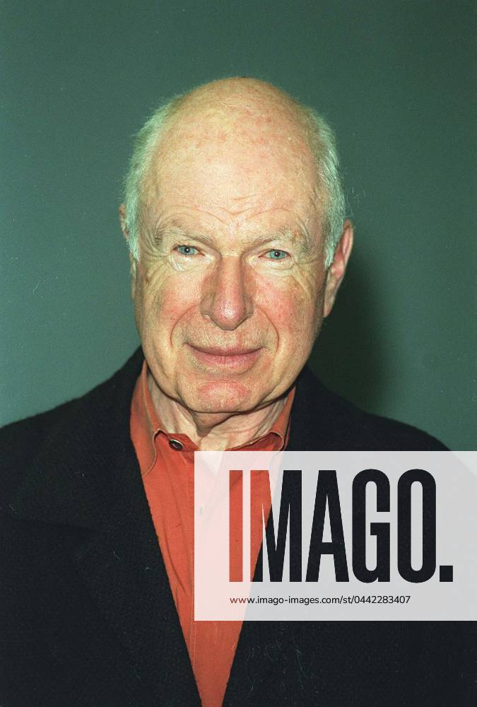 Peter Brook PETER BROOK British Theatre and Film Producer Co-Director Royal Shakespeare Theatre (Producer of the film Lord of the Flies in 1961 and contributer to the BBC-TV Documentary Time Flies , to be transmitted in November 1996, in which he is reunited with members of the cast and discovers if and how the film affected their lives), Credit:Photoshot Avalon
