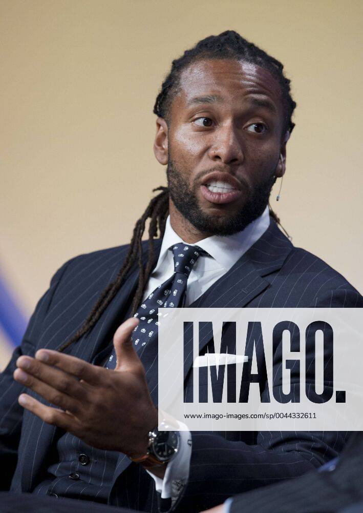 Beverly Hills, CALIFORNIA, UNITED STATES OF AMERICA - Larry Fitzgerald, Wide Receiver, Arizona Cardinals during the 2014 Milken Institute Global Conference held Wednesday April 30, 2014 at the Beverly Hilton Hotel in Beverly Hills, California. .JAVIER ROJAS PI - ZUMAa60 April 30 2014 Beverly Hills California United States of America Larry Fitzgerald Wide Receiver Arizona Cardinals during The 2014 Milken Institute Global Conference Hero Wednesday April 30 2014 AT The Beverly Hilton Hotel in Beverly Hills California Javier Rojas Pi April 30 2014 Beverly Hills CALIFORNIA UNITED STATES OF AMERICA Larry Fitzgerald Wide Receiv - ZUMA3 66805033st