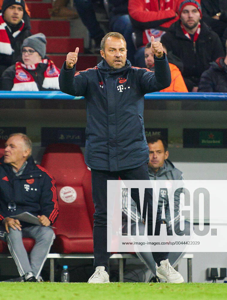 Champions League, Munich-Piraeus, Munich November 6, 2019. Hansi FLICK, FCB Trainer , FC BAYERN MUNICH - OLYMPIACOS PIRAEUS UEFA Football Champions League , Munich, November 06, 2019, Season 2019 2020, group stage ,group B, FCB, Reds, Bavaria, München