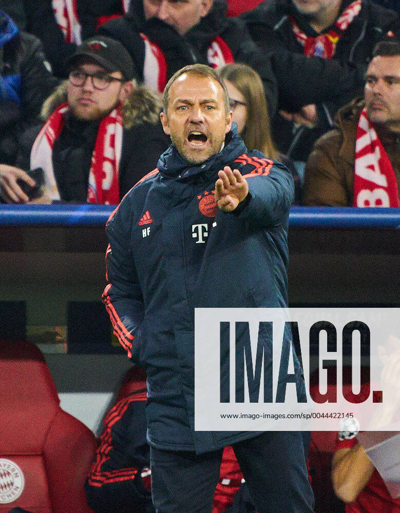 Champions League, Munich-Piraeus, Munich November 6, 2019. Hansi FLICK, FCB Trainer FC BAYERN MUNICH - OLYMPIACOS PIRAEUS UEFA Football Champions League , Munich, November 06, 2019, Season 2019 2020, group stage ,group B, FCB, Reds, Bavaria, München