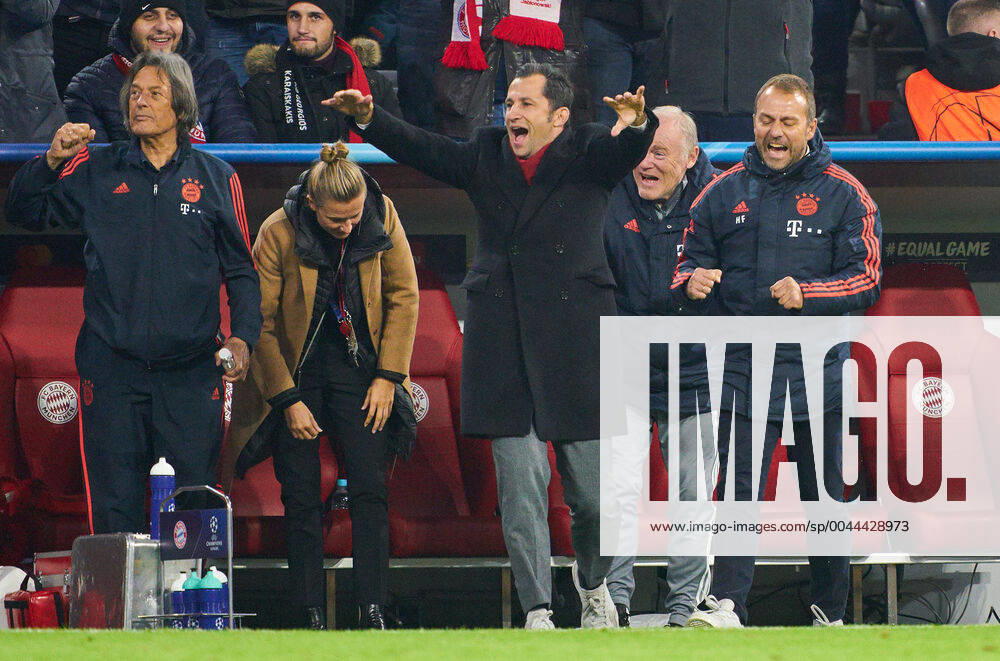 Champions League, Munich-Piraeus, Munich November 6, 2019. Celebration 1-0 goal Robert LEWANDOWSKI, FCB 9 : Hansi FLICK, FCB interims coach, team manager, Hermann GERLAND, (der Tiger) FCB assistant coach, Leiter des FCB Campus , Hasan ( Brazzo ) Salihamidzic, FCB director Kathleen KRUEGER, Teammanager FCB Dr. Hans-Wilhelm Müller-Wohlfahrt, FCB Mannschaftsarzt, FC BAYERN MUNICH - OLYMPIACOS PIRAEUS 2-0 UEFA Football Champions League , Munich, November 06, 2019, Season 2019 2020, group stage ,group B, FCB, Reds, Bavaria, München