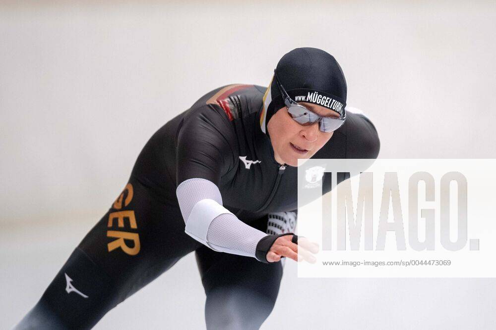 Eisschnelllauf Inzell 08.11.2019 Saison 2019 2020 Deutsche Meisterschaften DM 3000 m Frauen Damen Claudia Pechstein