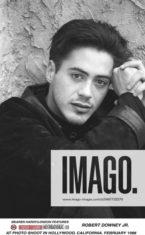 2001 ROBERT DOWNEY JR. AT PHOTO SHOOT IN HOLLYWOOD, CALIFORNIA. FEBRUARY 1988. 2001 ROBERT DOWNEY JR. AT PHOTO SHOOT IN HOLLYWOOD, CALIFORNIA. FEBRUARY 1988. ,