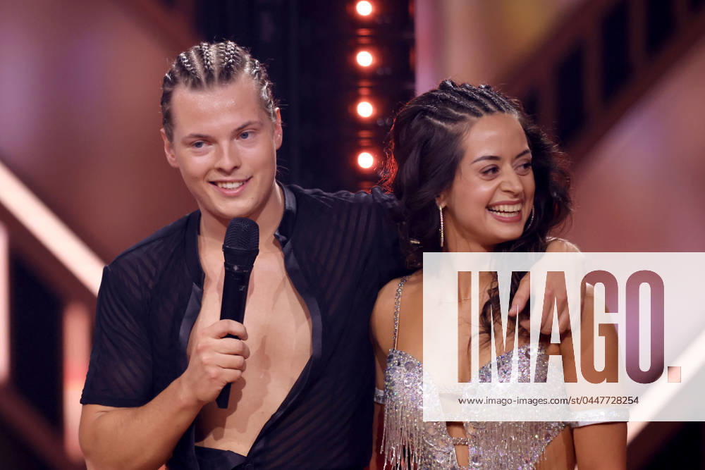 Sänger Gabriel Kelly und Tänzerin Malika Dzumaev in der siebten Live-Show bei der 17. Staffel der RTL-Tanzshow Let s Dance im MMC Coloneum. Köln, 19.04.2024 NRW Deutschland