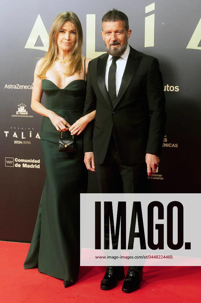 Antonio Banderas mit Lebenspartnerin Nicole Kimpel bei der 2. Verleihung der Premios Talia 2023 im Teatro Espanol. Madrid