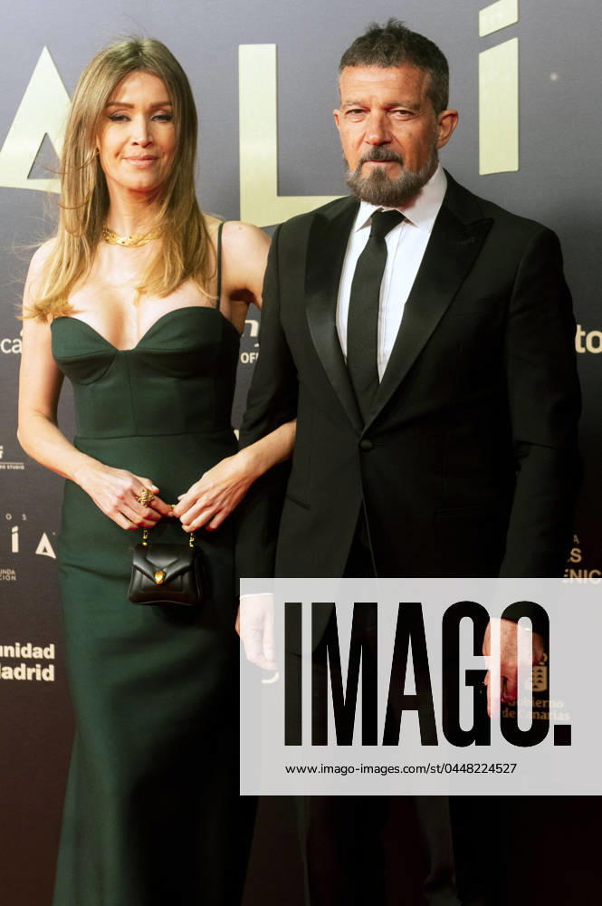 Antonio Banderas mit Lebenspartnerin Nicole Kimpel bei der 2. Verleihung der Premios Talia 2023 im Teatro Espanol. Madrid
