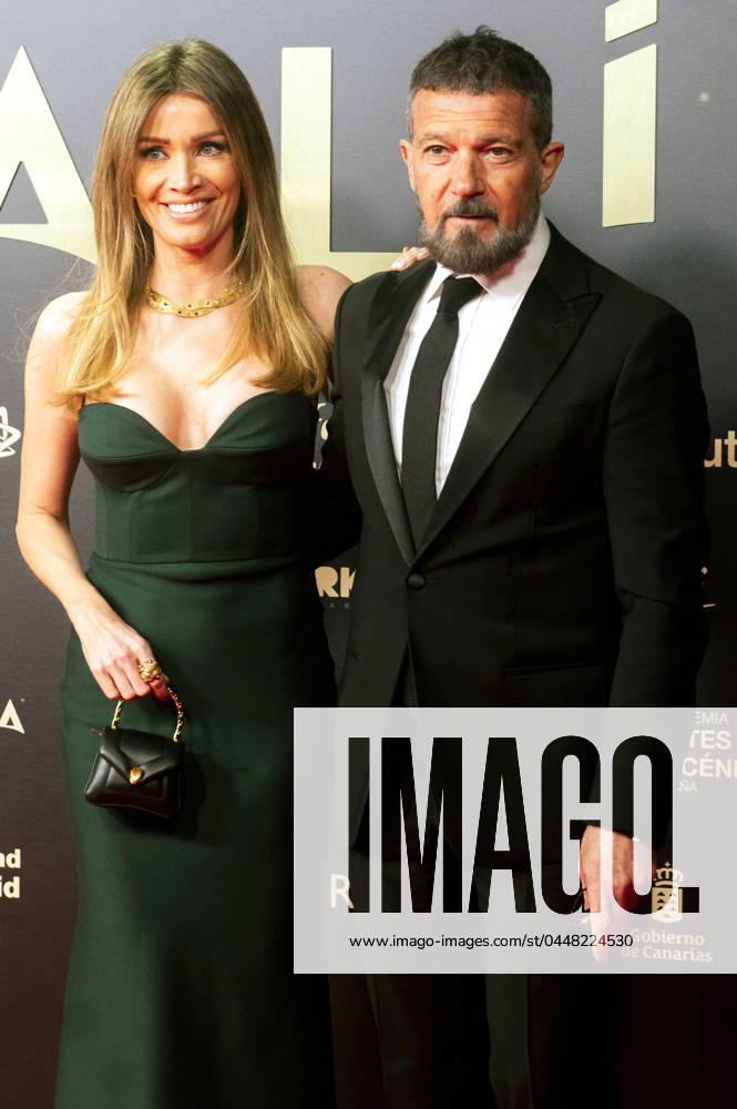 Antonio Banderas mit Lebenspartnerin Nicole Kimpel bei der 2. Verleihung der Premios Talia 2023 im Teatro Espanol. Madrid