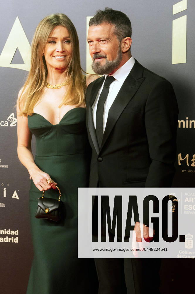 Antonio Banderas mit Lebenspartnerin Nicole Kimpel bei der 2. Verleihung der Premios Talia 2023 im Teatro Espanol. Madrid