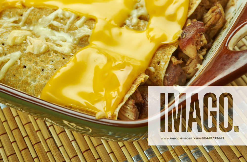 IMAGO Creative, Food, Enchiladas Pork Chili Verde Enchiladas Delicious Mexican Pork Chili Verde Enchiladas, close up ,model released, Symbolfoto