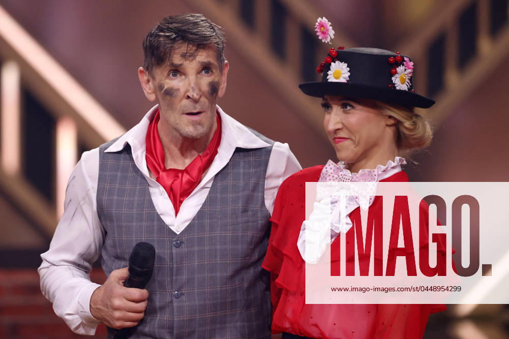 Schauspieler Mark Keller und Tänzerin Kathrin Menzinger in der siebten Live-Show bei der 17. Staffel der RTL-Tanzshow Let s Dance im MMC Coloneum. Köln, 19.04.2024 NRW Deutschland
