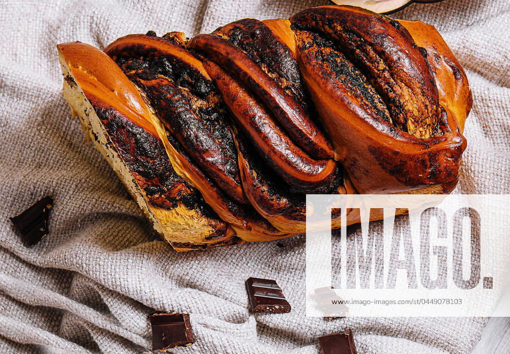 IMAGO Creative: Food, Mohn Homemade yest buns with poppy seed Homemade yest buns with poppy seed