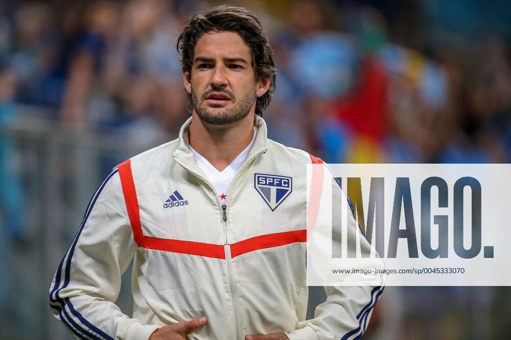 Grêmio X São Paulo PORTO ALEGRE, RS - 01.12.2019: GRÊMIO X SÃO PAULO - Alexandre Pato during Grêmio X São Paulo. Match valid for the 36th round of the Brazilian Championship 2019 - Serie A. Held at the Grêmio Arena on Sunday night (01) in Porto Alegre, RS, Brazil. (Photo: Raul Pereira Fotoarena) x1840955x RaulxPereira