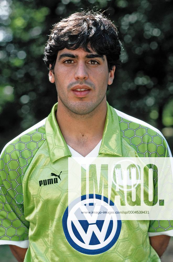 Claudio Reyna (VFL Wolfsburg) Fußball 1. BL Herren Saison 1997 1998, Präsentation, Pressetermin, Porträttermin Porträt Wolfsburg