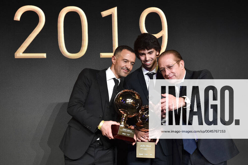 KW51 Photo LaPresse - Nicol& xf2; Campo December 16, 2019 Torino, Italy Soccer Golden Boy Awards 2019 - The Award as the best Under-21 in Europe by Tuttosport In the pic: Jorge Mendes, Joao Felix, Paolo Berlusconi