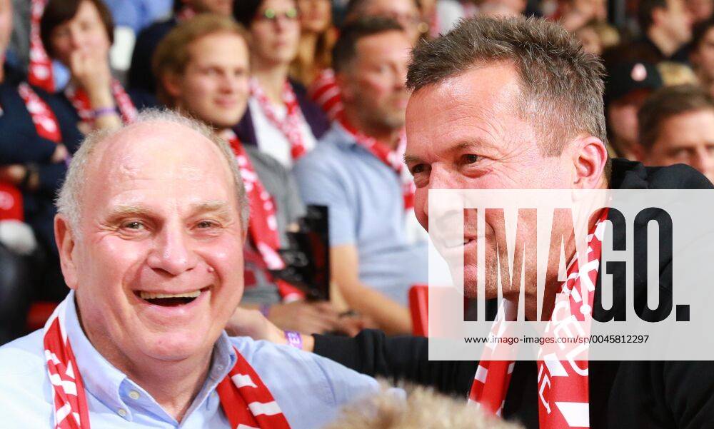 KW51 Uli Hoeneß und Lothar Matthäus im Gespräch Basketball Euroleague FC Bayern Basketball - FC Barcelona, Barca 20.12.2019
