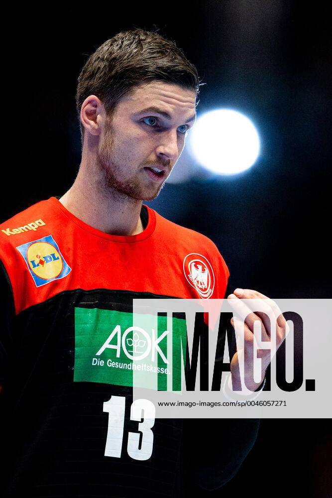 Hendrik Pekeler of Germany looks dejected after the EHF European Handball Championship match between Spain and Germany on January 11, 2020 in Trondheim. Photo: Vegard Wivestad Grott BILDBYRAN kod VG 170462 bbeng handball handball handboll handball-em 2020 european men?s handball championship 2020 em 2020 handbolls-em 2020 ehf euro 2020 spania spanien tyskland germany deutschland depp