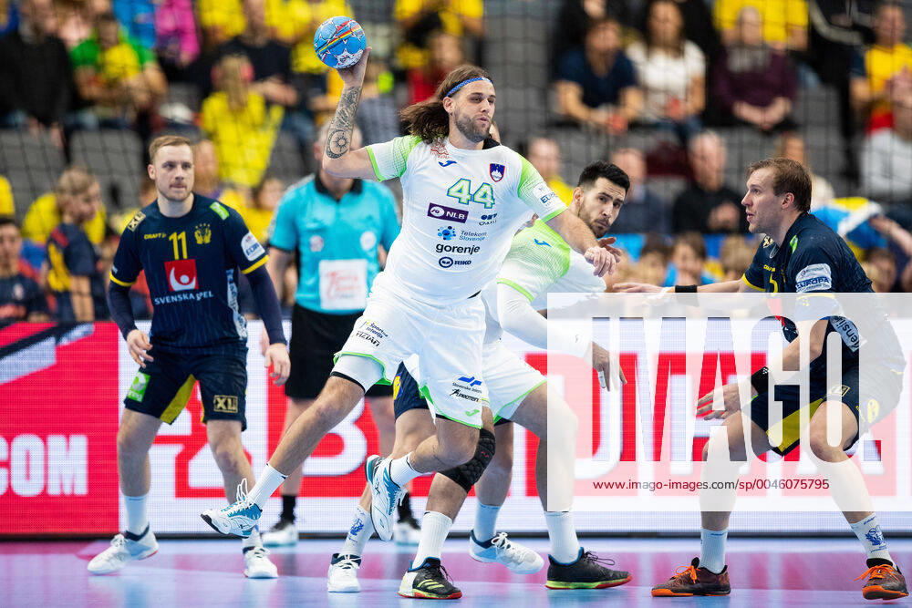 Dean Bombac of Slovenia during the EHF European Handball Championship match between Sweden and Slovenia on January 12, 2020 in Gothenburg. Photo: Michael Erichsen BILDBYRAN Cop 89 bbeng ehf euro 2020 em 2020 european men?s handball championship 2020 handball handboll handbolls-em 2020 handball handball-em 2020 slovenia slovenien sverige sweden