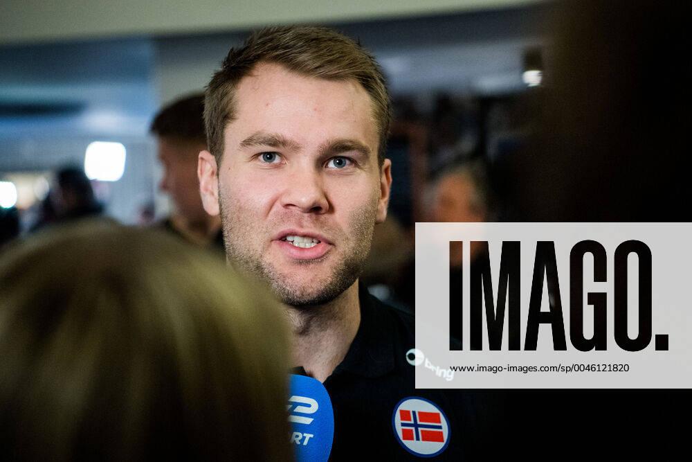 Petter overby is interviewed by the media during a press meeting with Norway during the EHF European Handball Championship on January 16, 2020 in Malmö. Photo: Ludvig Thunman BILDBYRAN kod LT 35703 bbeng ehf euro 2020 em 2020 european men?s handball championship 2020 handball handboll handbolls-em 2020 handball handball-em 2020 norway norge pressträff press meeting