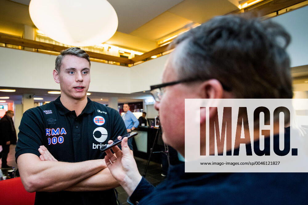 Goalkeeper Kristian Saeveras is interviewed by the media during a press meeting with Norway during the EHF European Handball Championship on January 16, 2020 in Malmö. Photo: Ludvig Thunman BILDBYRAN kod LT 35703 bbeng ehf euro 2020 em 2020 european men?s handball championship 2020 handball handboll handbolls-em 2020 handball handball-em 2020 norway norge pressträff press meeting
