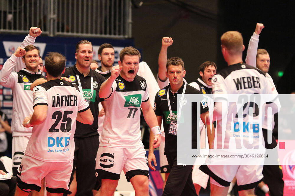 Deutschland - Weissrussland, EHF Euro 2020 Jubel auf der deutschen Bank., Wien Wien Oesterreich Eissporthalle