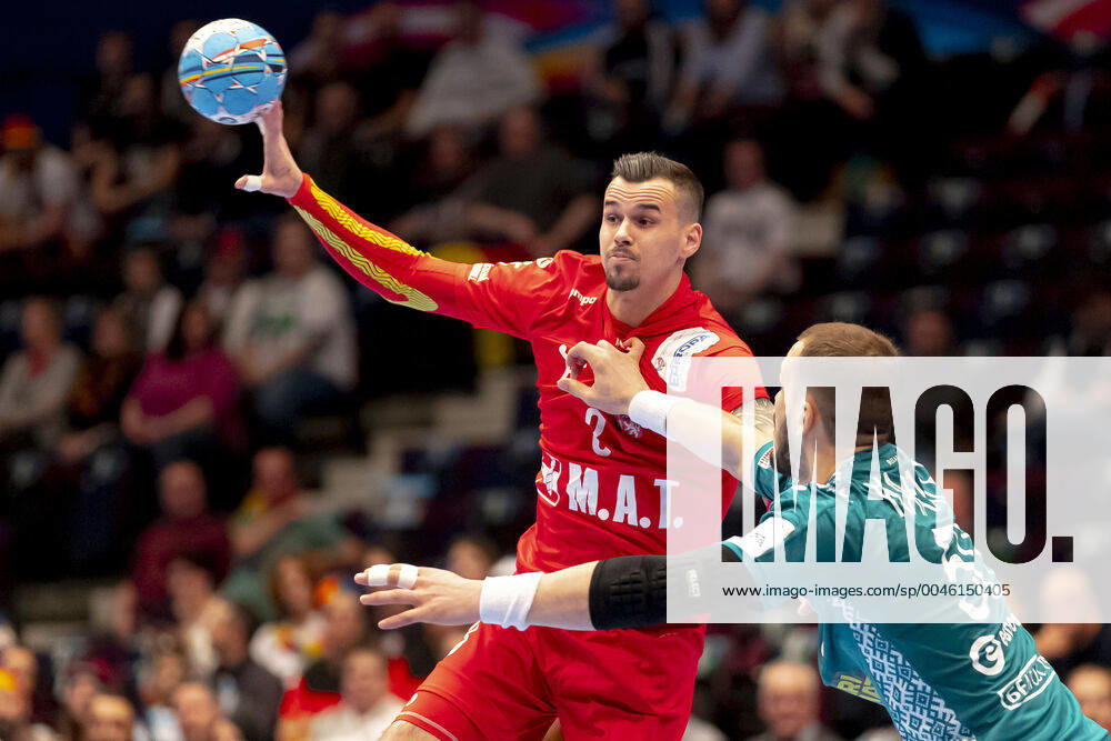 Roman Becvar (Nr. 3, Tschechien) gegen Artsem Karalek (Nr. 50, Belarus). Belarus vs. Tschechien, Handball, Hauptrunde, EHF Euro 2020, 18.01.20 Wien Wien Oesterreich