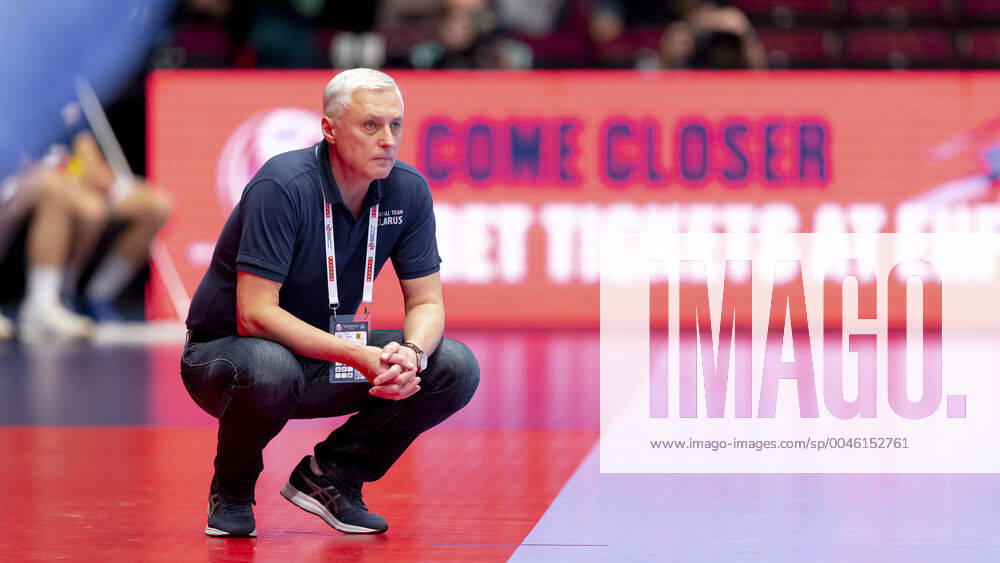 Iouri Chevtsov (Trainer, Belarus). Belarus vs. Tschechien, Handball, Hauptrunde, EHF Euro 2020, 18.01.20 Wien Wien Oesterreich