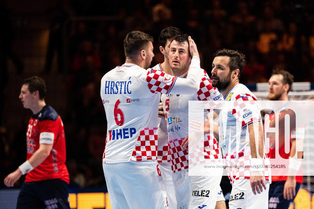 Domagoj Duvnjak of Croatia celebrates during the EHF European Handball Championship Semi final between Norway and Croatia on January 24, 2020 in Stockholm. Photo: Johanna Lundberg BILDBYRAN kod JL 136105 bbeng ehf euro 2020 em 2020 european men?s handball championship 2020 handball handboll handbolls-em 2020 handball handball-em 2020 norge norway kroatien croatia semifinal semi-final jubel