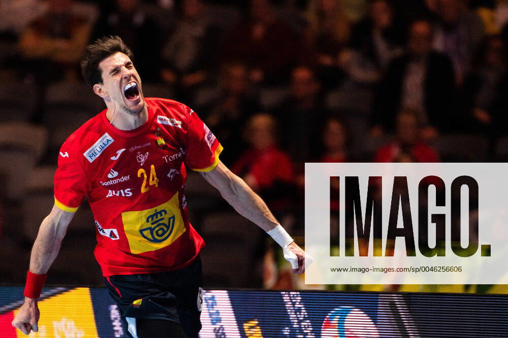 Viran Morros de Argila of Spain celebrates during the EHF European Handball Championship Semi final between Spain and Slovenia on January 24, 2020 in Stockholm. Photo: Johanna Lundberg BILDBYRAN kod JL 136106 bbeng ehf euro 2020 em 2020 european men?s handball championship 2020 handball handboll handbolls-em 2020 handball handball-em 2020 spanien spain slovenien slovenia semifinal semi-final jubel