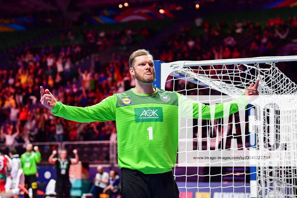 KW04 Handball Europameisterschaft Spiel um Platz 5, 25.01.2020, Deutschland - Portugal, Tele2 Arena, Stockholm Johannes Bitter (Torwart, Deutschland, 1) Torhüter Gehalten Parade Jubel Emotionen, 25.01.2020, Stockholm (Schweden), Handball, EM 2020, Spiel um Platz 5, Deutschland - Portugal