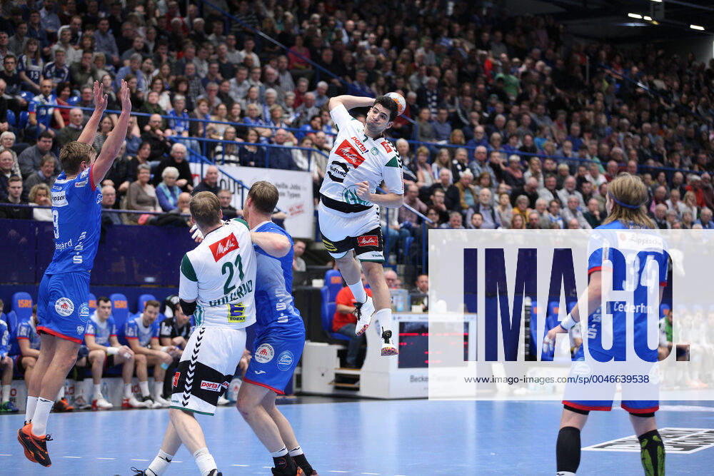 V.l. Jonathan Carlsbogard (TBV Lemgo Lippe 9), Magnus Gullerud (TSV GWD Minden 21), Christian Klimek (TBV Lemgo Lippe 69), Savvas Savvas (TSV GWD Minden 7) GER, Handball, 1. Bundesliga, TBV Lemgo Lippe gegen TSV GWD Minden, 16.02.2020 Lemgo