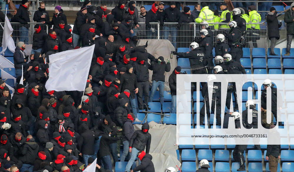 KW08 2.Liga Saison 2019-2020 23. Spieltag Hamburger SV - FC St.Pauli Ausschreitungen vor dem Spiel im St.Pauli-Fanblock DFL REGULATIONS PROHIBIT ANY USE OF PHOTOGRAPHS AS IMAGE SEQUENCES AND OR QUASI-VIDEO